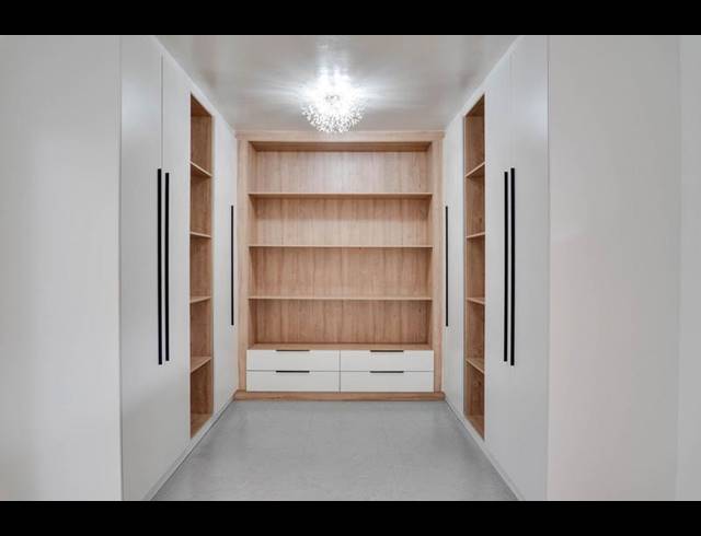 4 BEDROOM HOUSE FOR SALE IN GLEN MARAIS